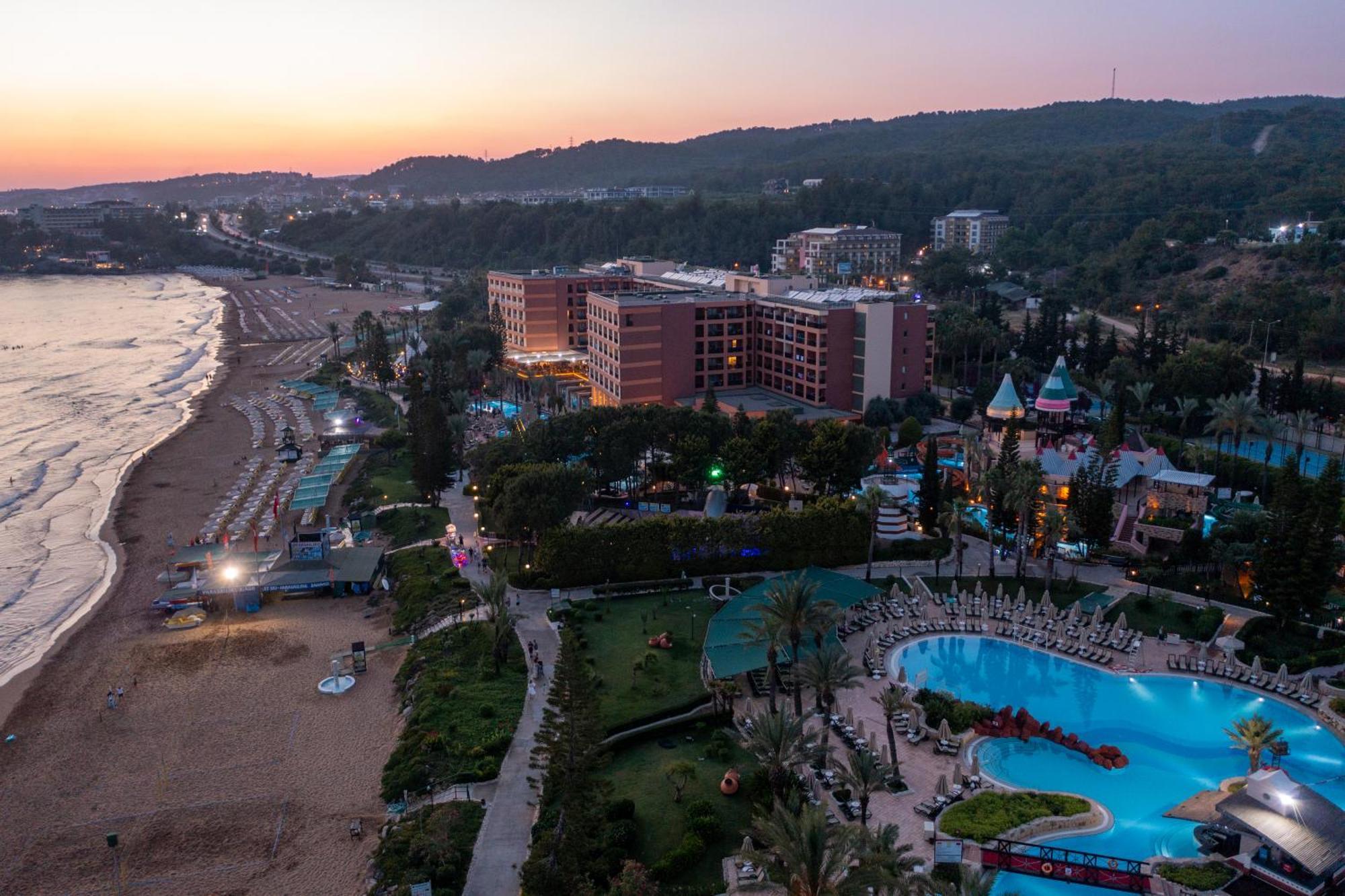 Aqi Pegasos Royal Hotel Avsallar Exterior photo